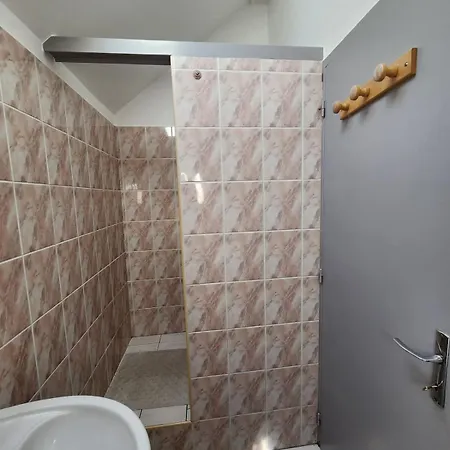 Apartment Ferme Oustalet Arcizac-ez-Angles